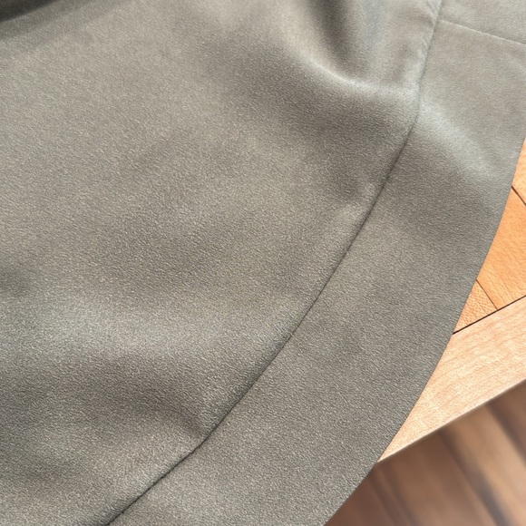 Pullover Top - Picture 4 of 4